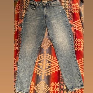 Abercrombie The Mom High Rise Ankle Jeans